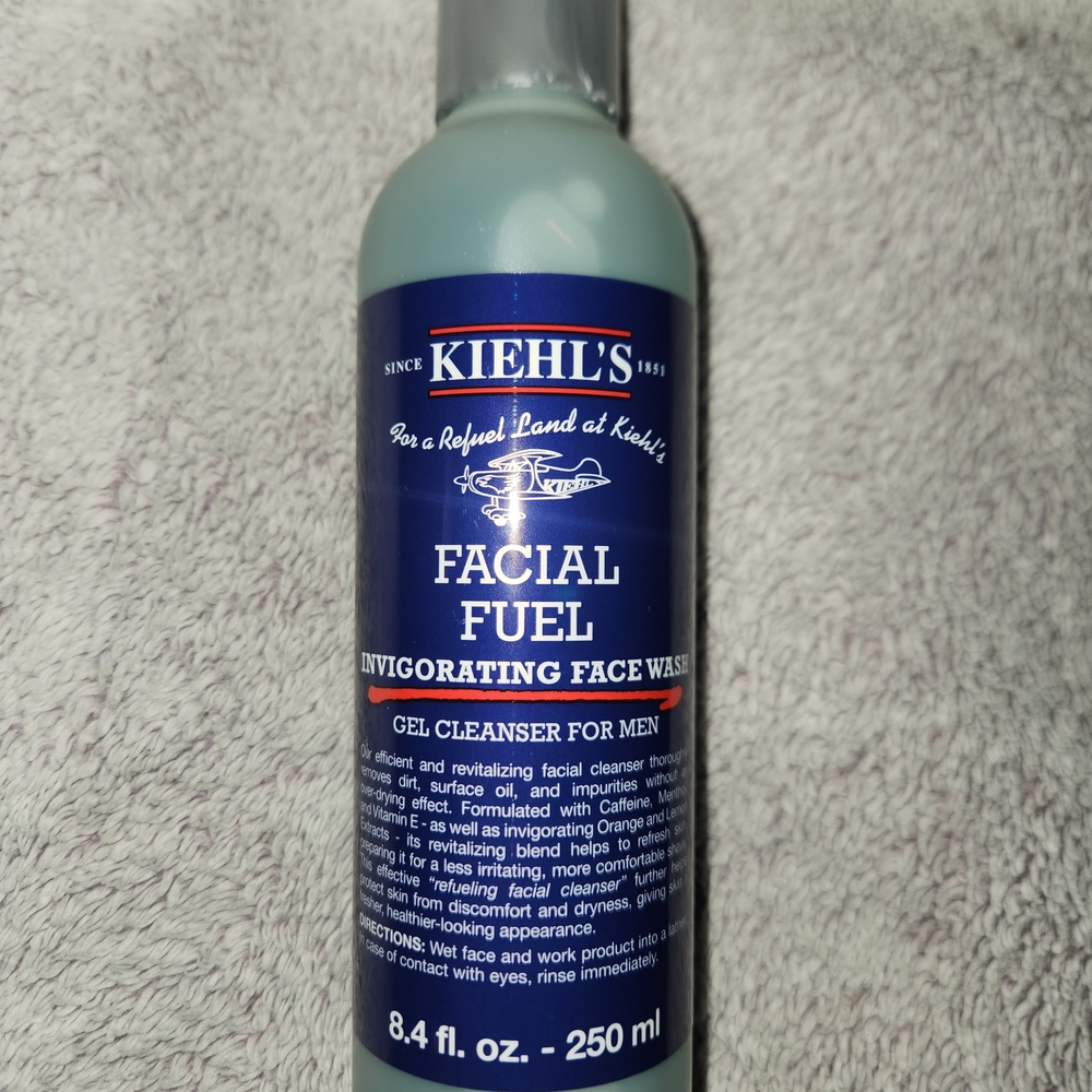 Kiehl's Facial Fuel Gel Cleanser - Blue and Gray